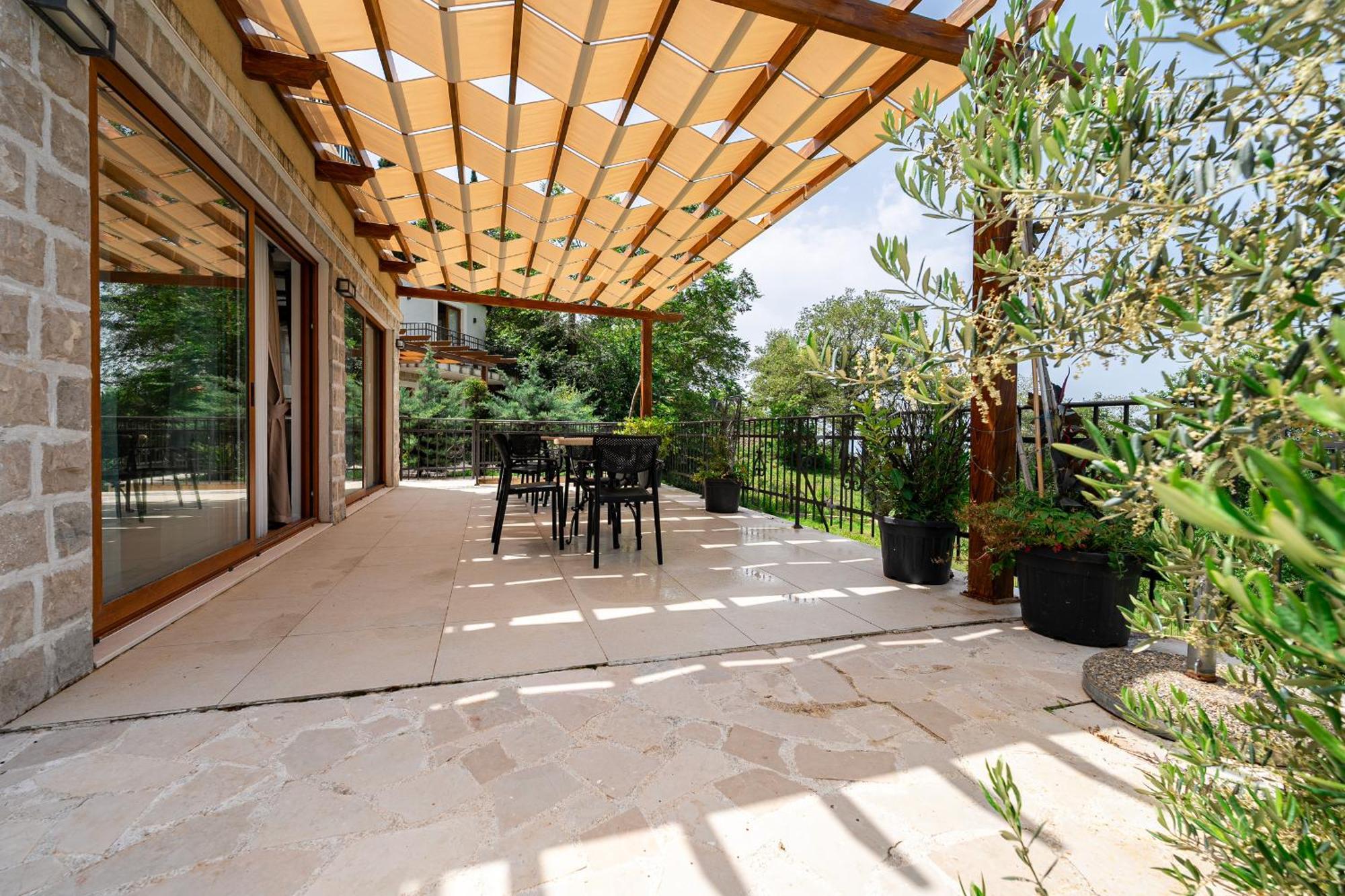 Sunset & Sunrise Villas In Stanisici-Two Villas With Common Pool ブドヴァ エクステリア 写真