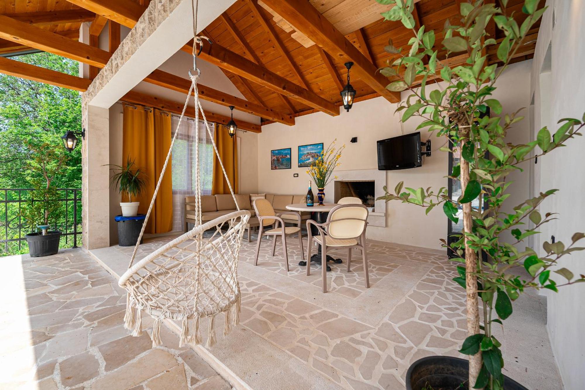 Sunset & Sunrise Villas In Stanisici-Two Villas With Common Pool ブドヴァ エクステリア 写真